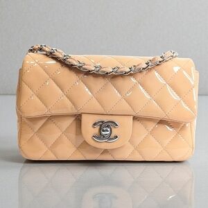 ✨️Authentic Chanel mini rectangular Classic flap